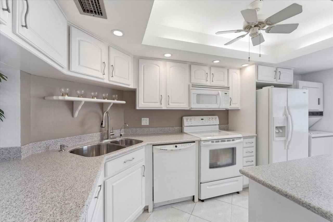 615 N Riverside Drive, Unit 706, Pompano Beach, FL 33062 Photo