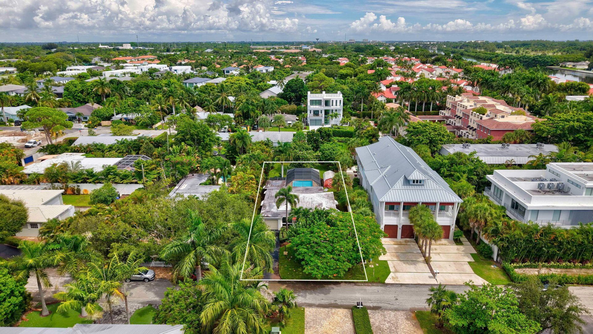 907 Bond Way, Delray Beach, FL 33483 Photo