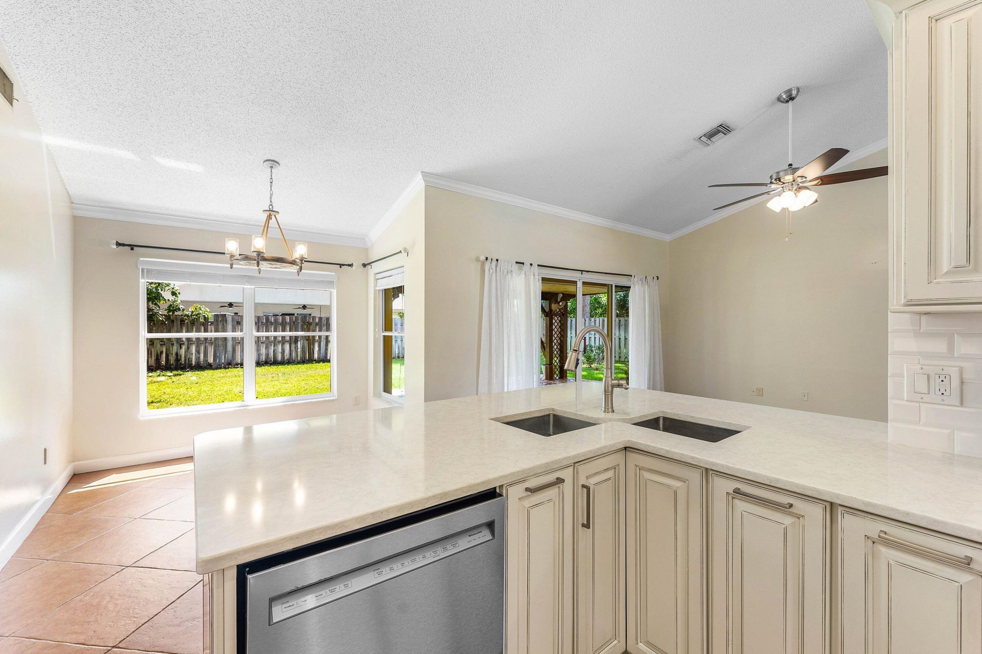 13053 Meadowbreeze Drive, Wellington, FL 33414 Photo