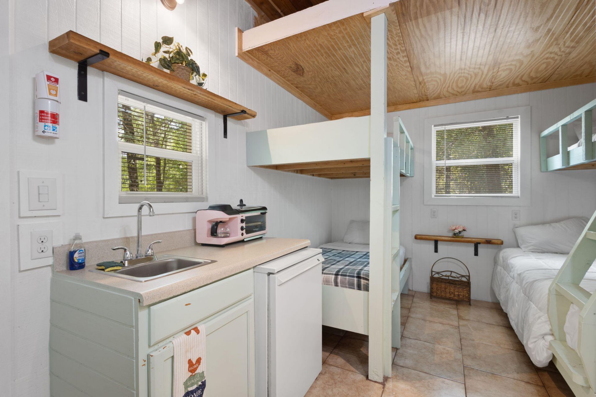 531 SW Roberts Avenue, Fort White, FL 32038 Photo