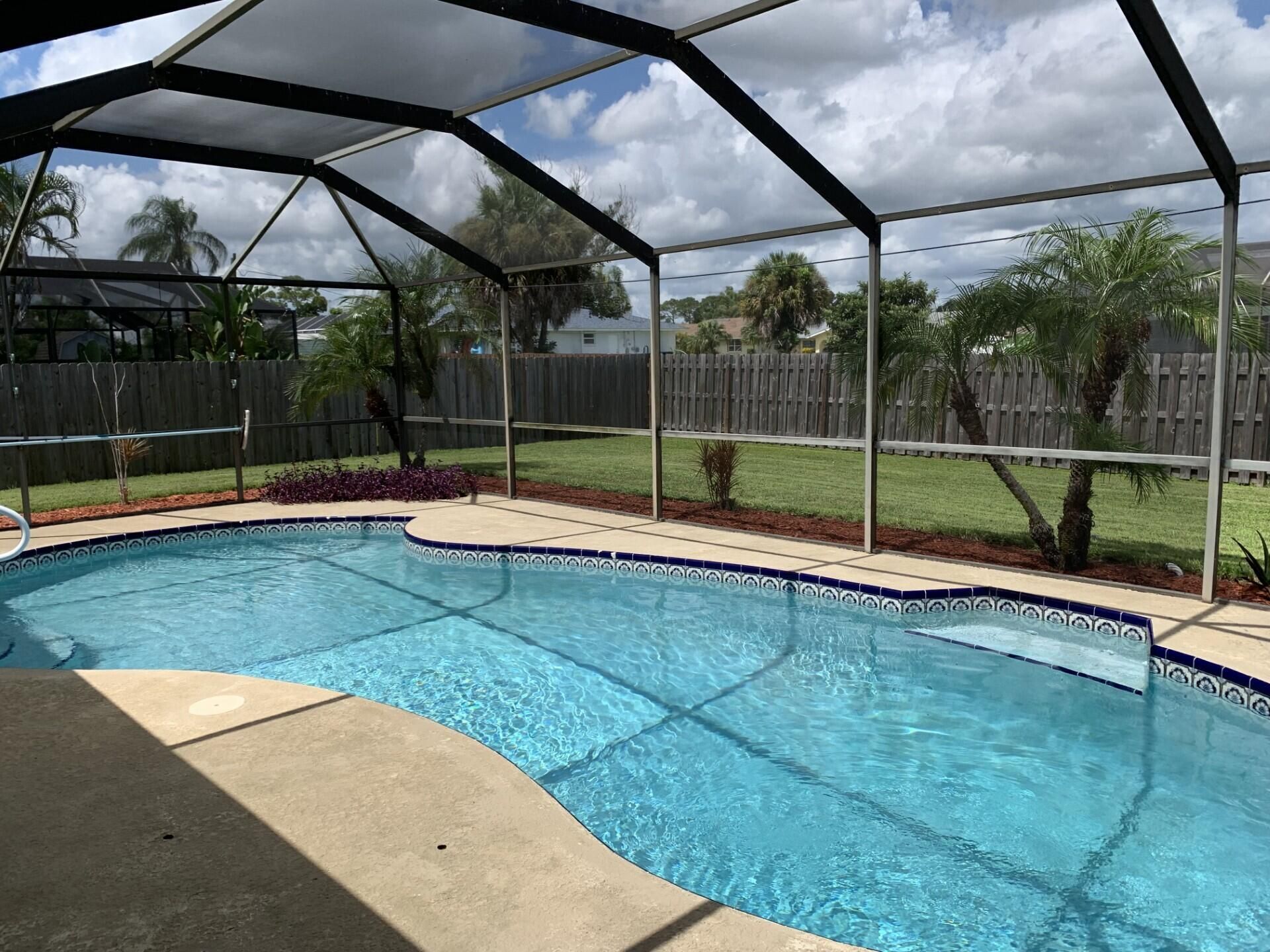 991 SE Brookedge Avenue, Port Saint Lucie, FL 34983 Photo