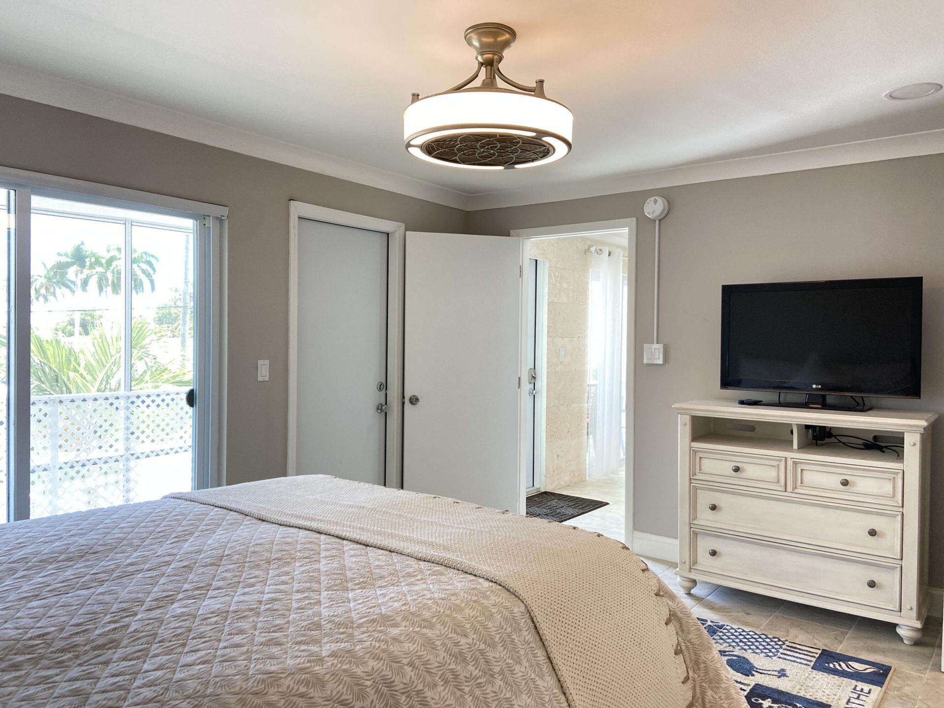 100 Iroquois Drive, Unit 5, Islamorada, FL 33036 Photo