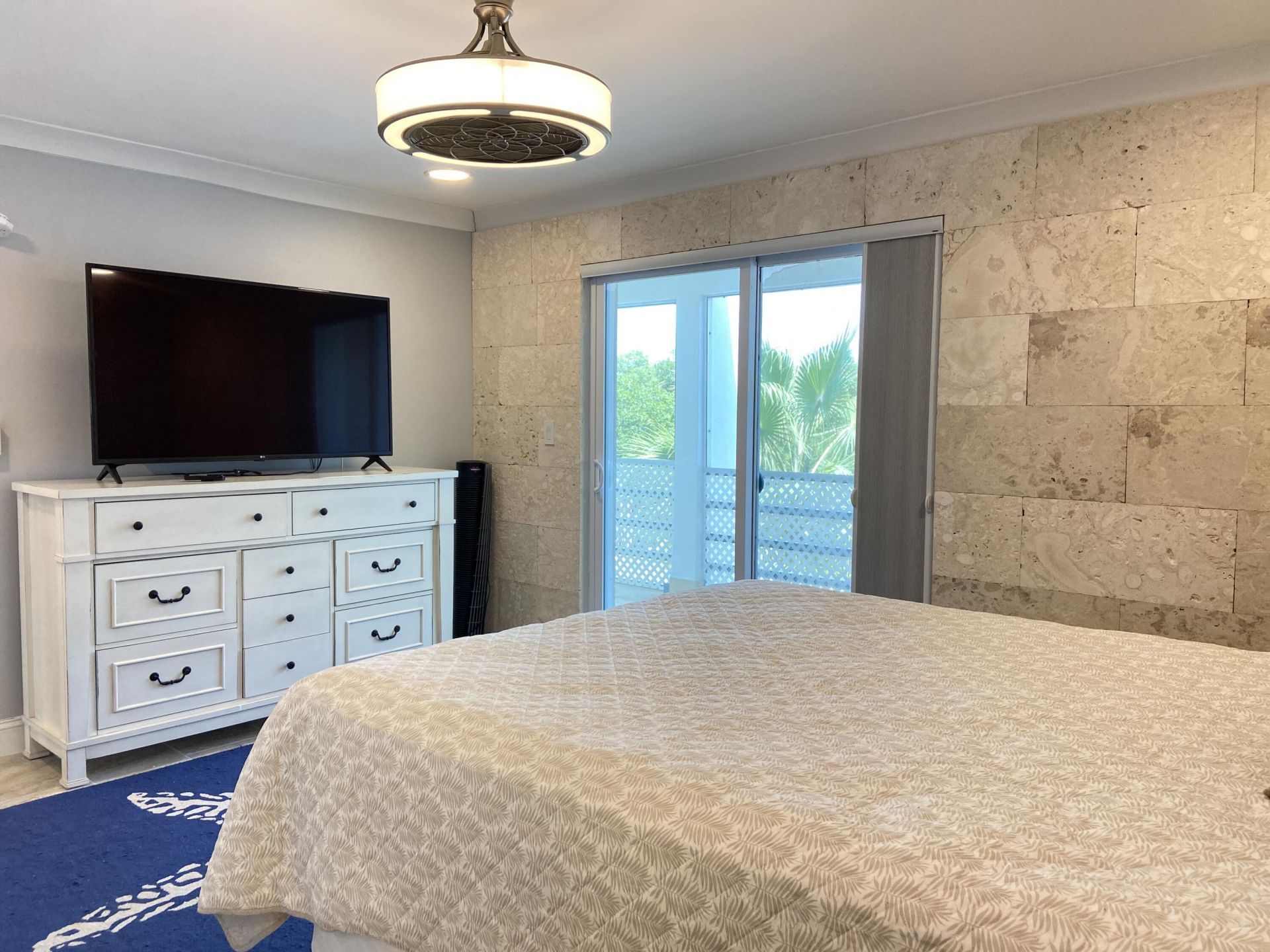 100 Iroquois Drive, Unit 5, Islamorada, FL 33036 Photo