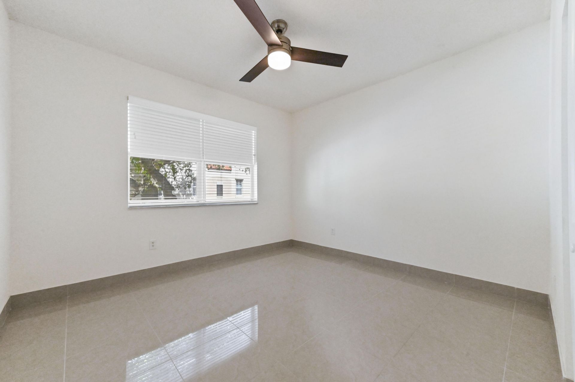 6020 W Sample Road, Unit 204, Coral Springs, FL 33067 Photo