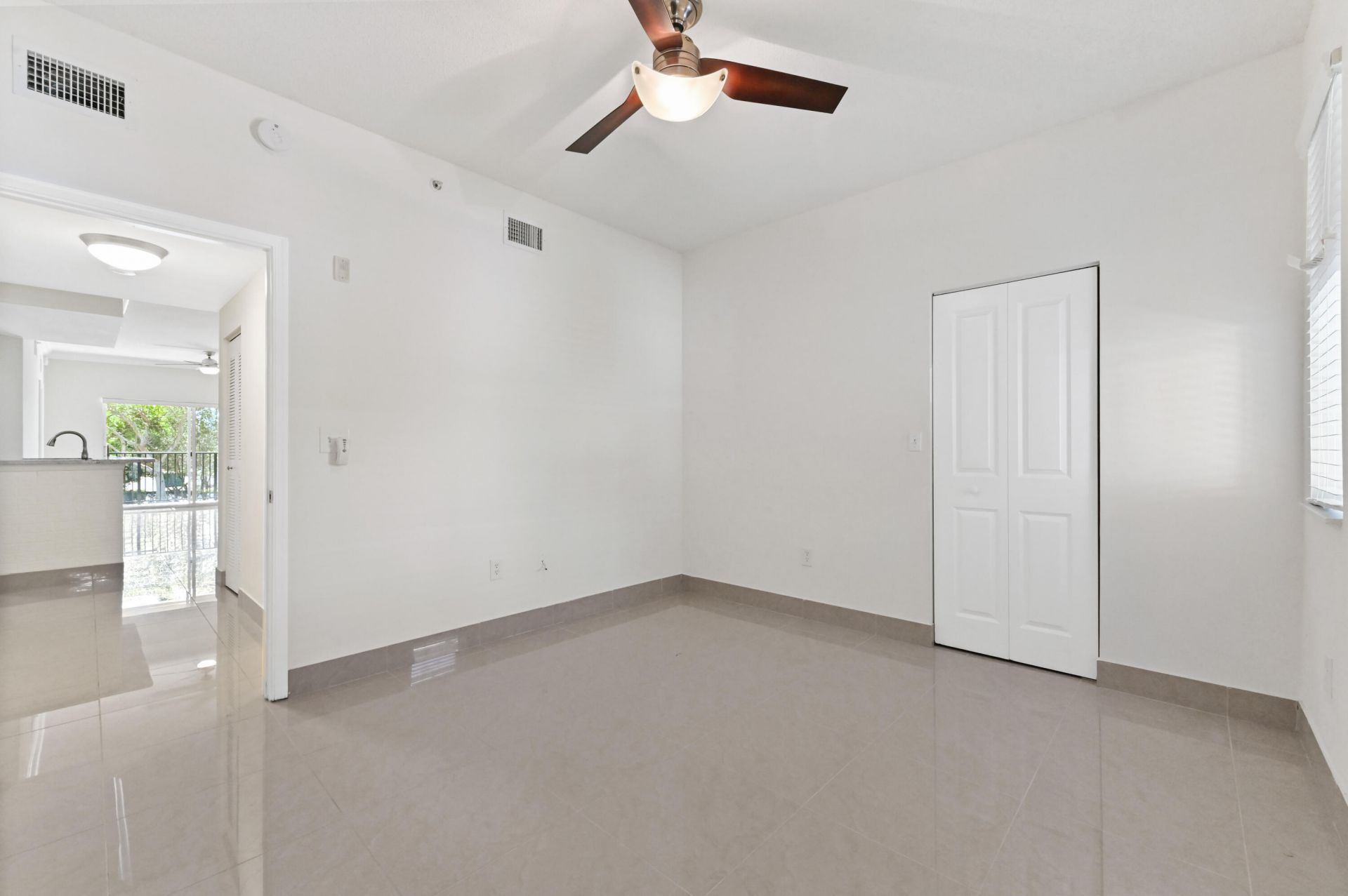 6020 W Sample Road, Unit 204, Coral Springs, FL 33067 Photo