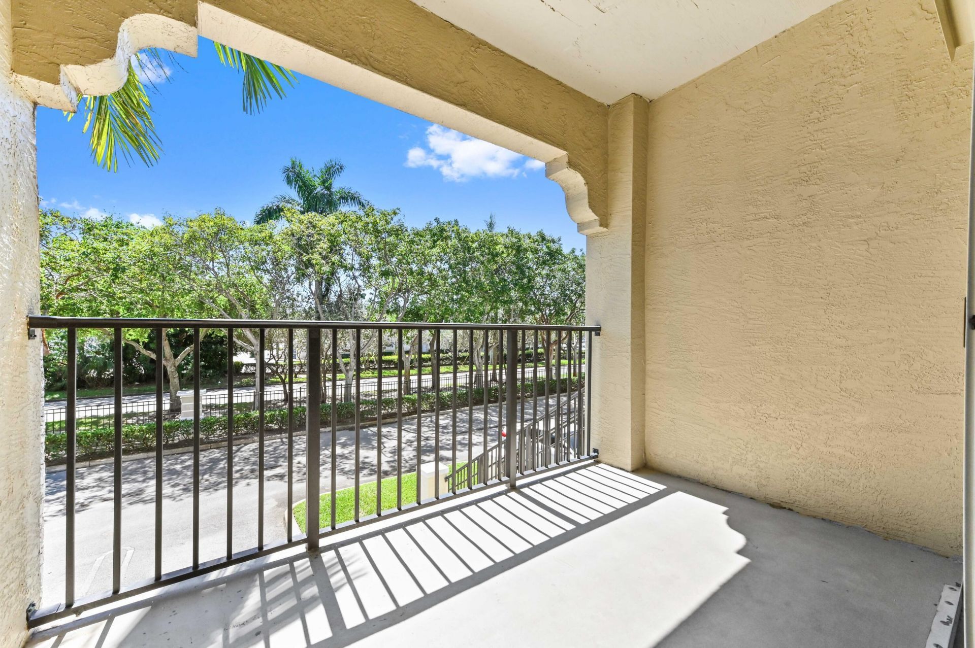 6020 W Sample Road, Unit 204, Coral Springs, FL 33067 Photo