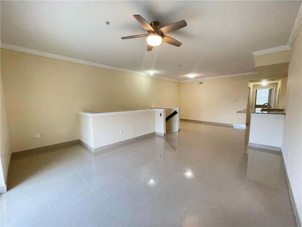 5820 W Sample Road, Unit 305, Coral Springs, FL 33063 Photo