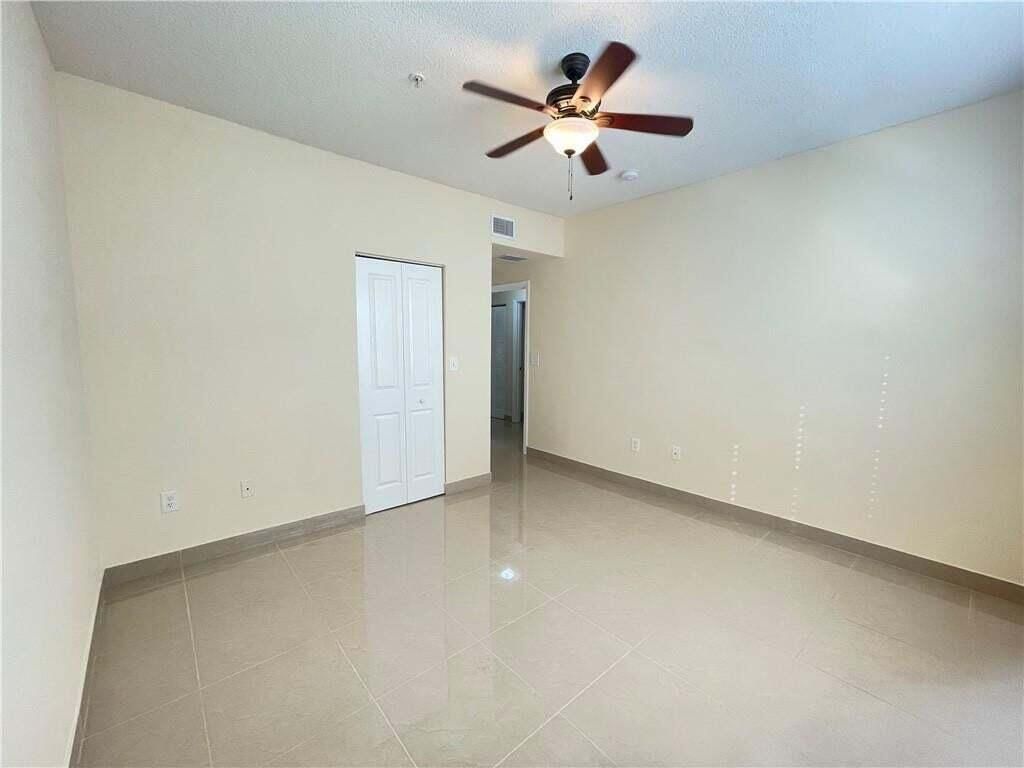 5820 W Sample Road, Unit 305, Coral Springs, FL 33063 Photo