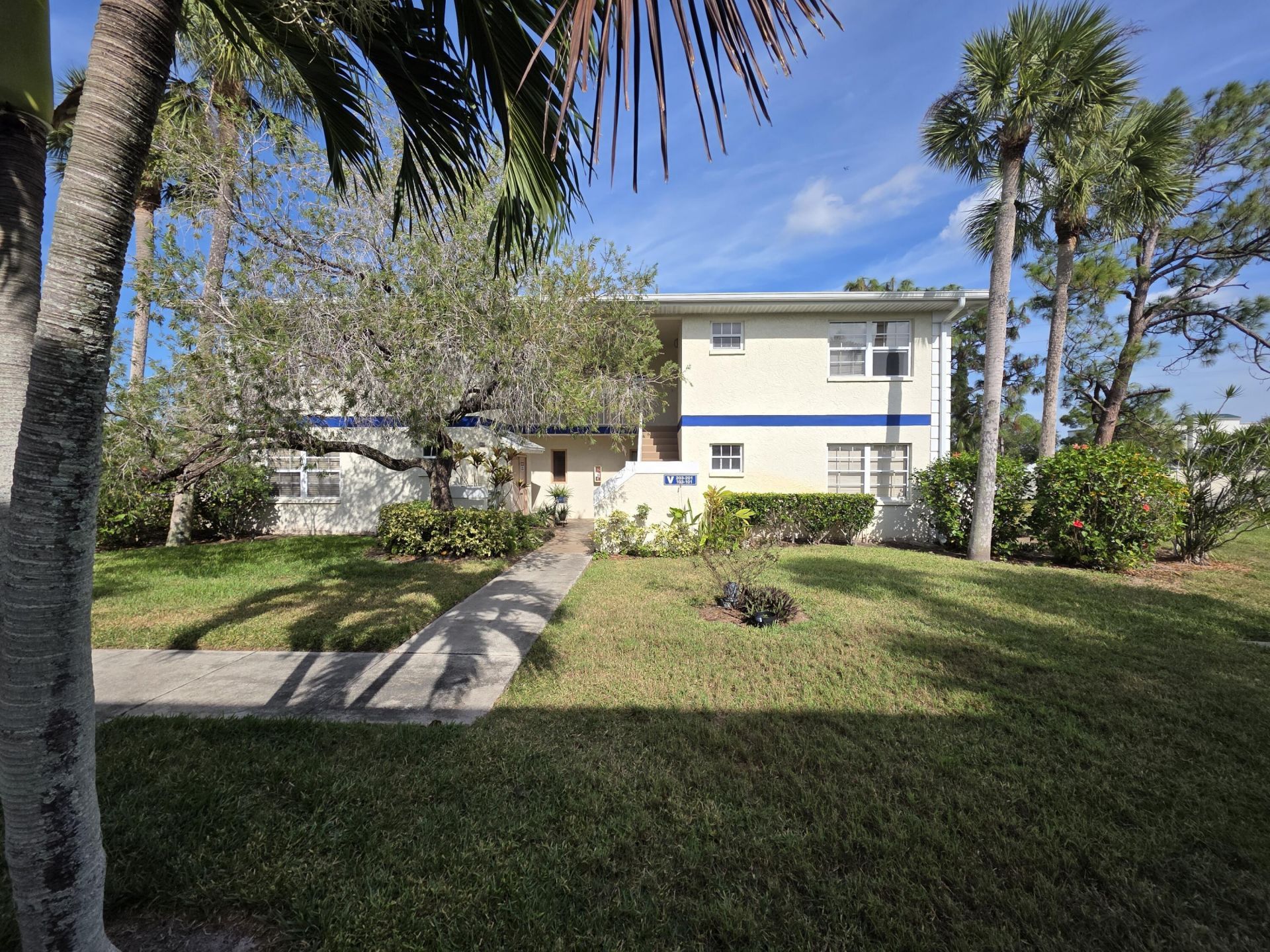 1503 SE Royal Green Circle, Unit 201, Port Saint Lucie, FL 34952 Photo