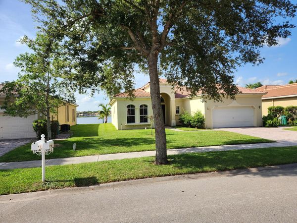 5912 Spanish River Road, Fort Pierce, FL 34951