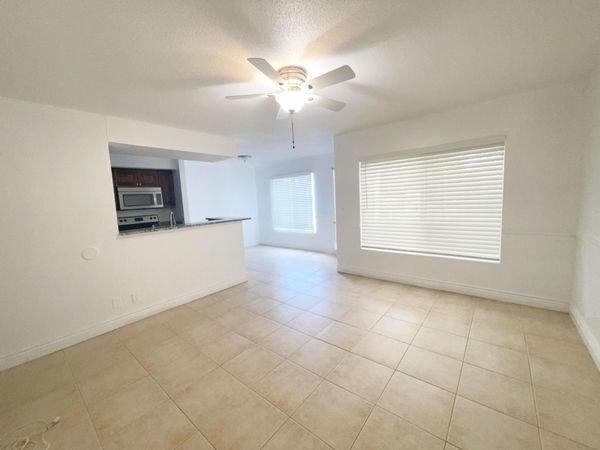 815 W Boynton Beach Boulevard W, Unit 4-102, Boynton Beach, FL 33426