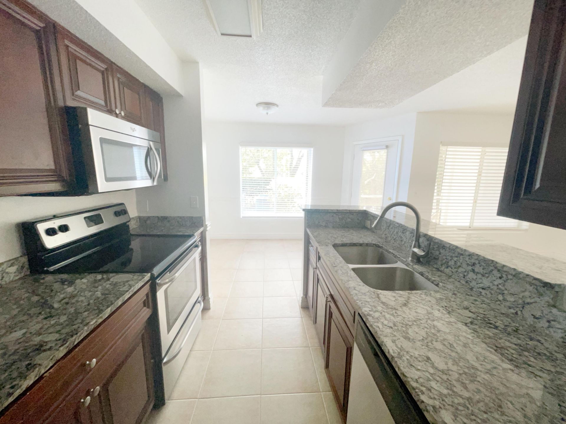 815 W Boynton Beach Boulevard W, Unit 4-102, Boynton Beach, FL 33426 Photo