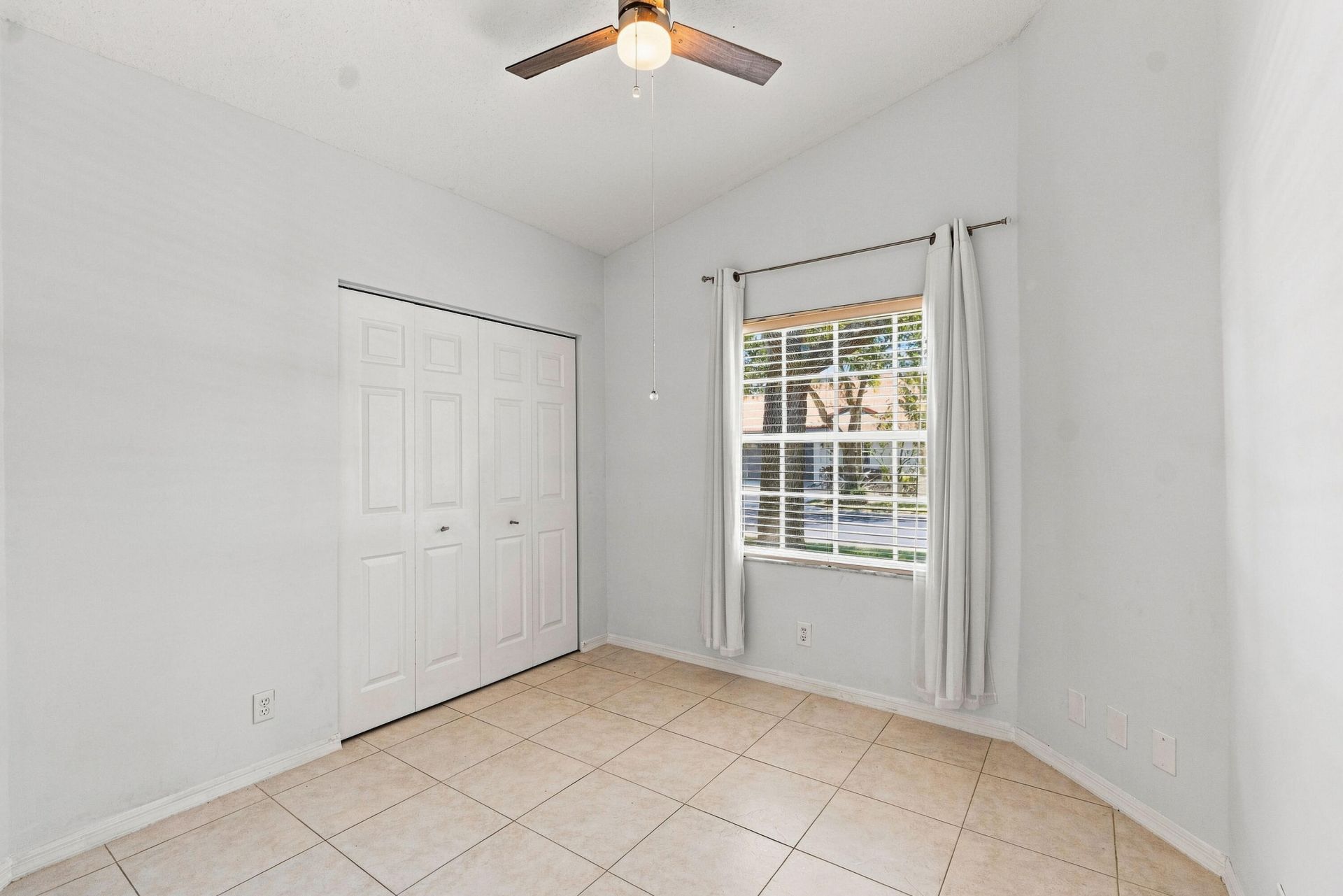 8088 Via Di Veneto, Boca Raton, FL 33496 Photo
