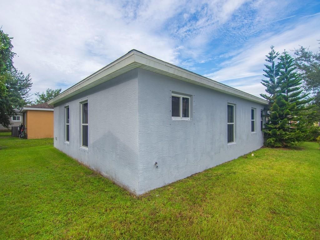 1724 10th Way Sw, Vero Beach, FL 32962 Photo