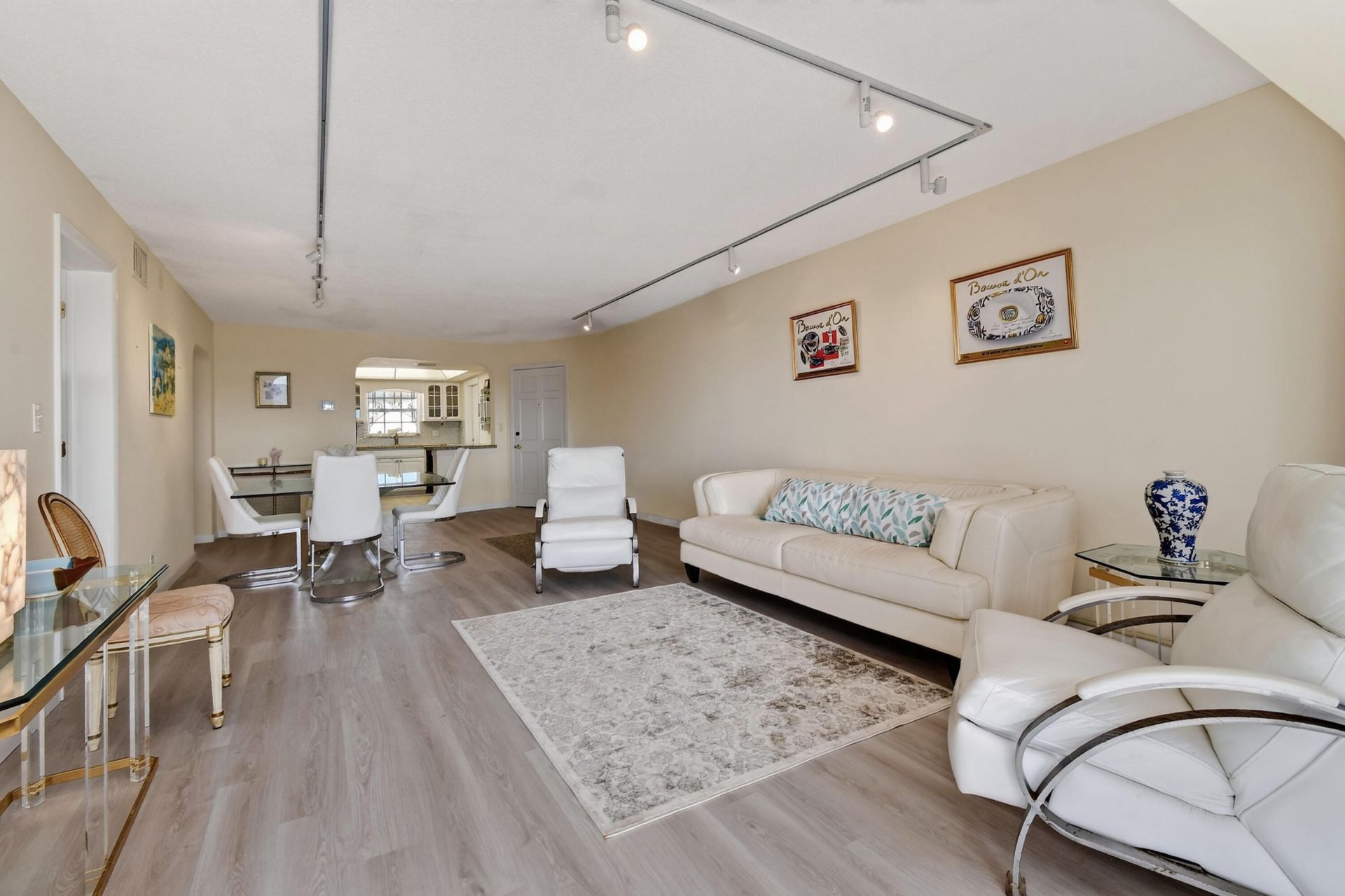 907 Marina Drive, Unit 306, North Palm Beach, FL 33408 Photo