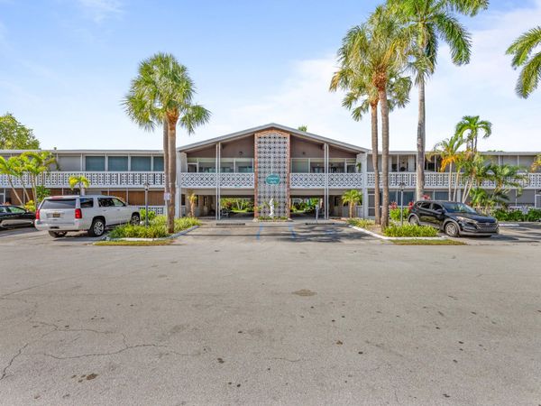 2151 NE 42nd Court, Unit 225, Lighthouse Point, FL 33064