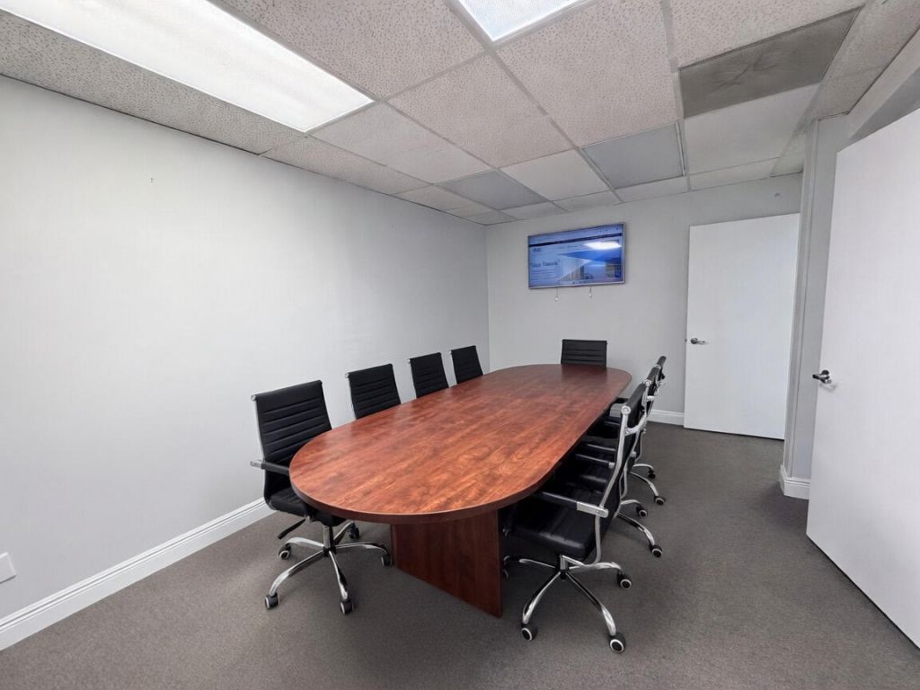 8010 N University Drive, Tamarac, FL 33321 Photo