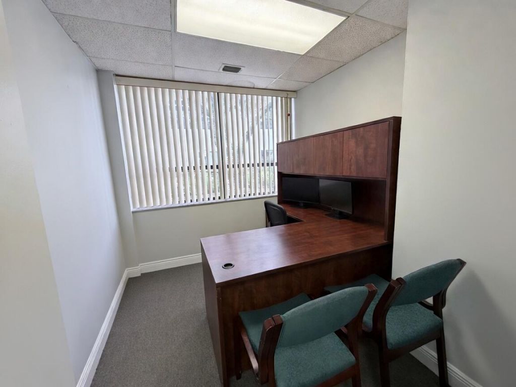 8010 N University Drive, Tamarac, FL 33321 Photo