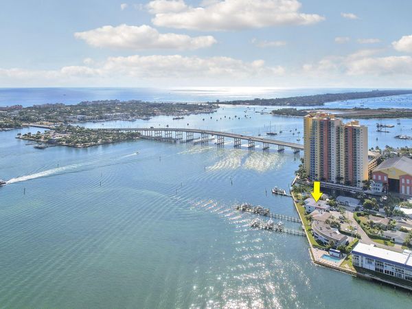 360 Wilma Circle, Riviera Beach, FL 33404