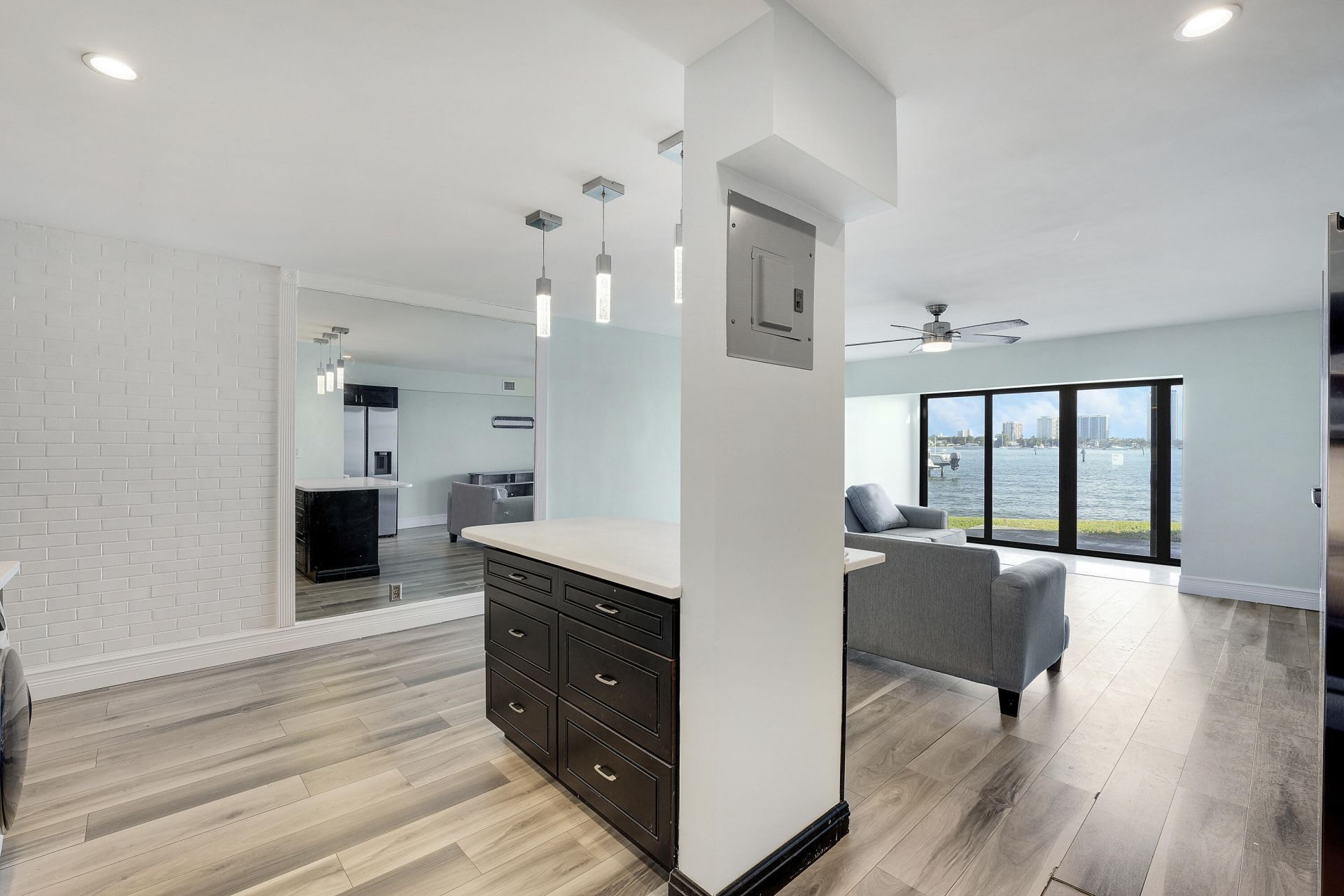 360 Wilma Circle, Riviera Beach, FL 33404 Photo