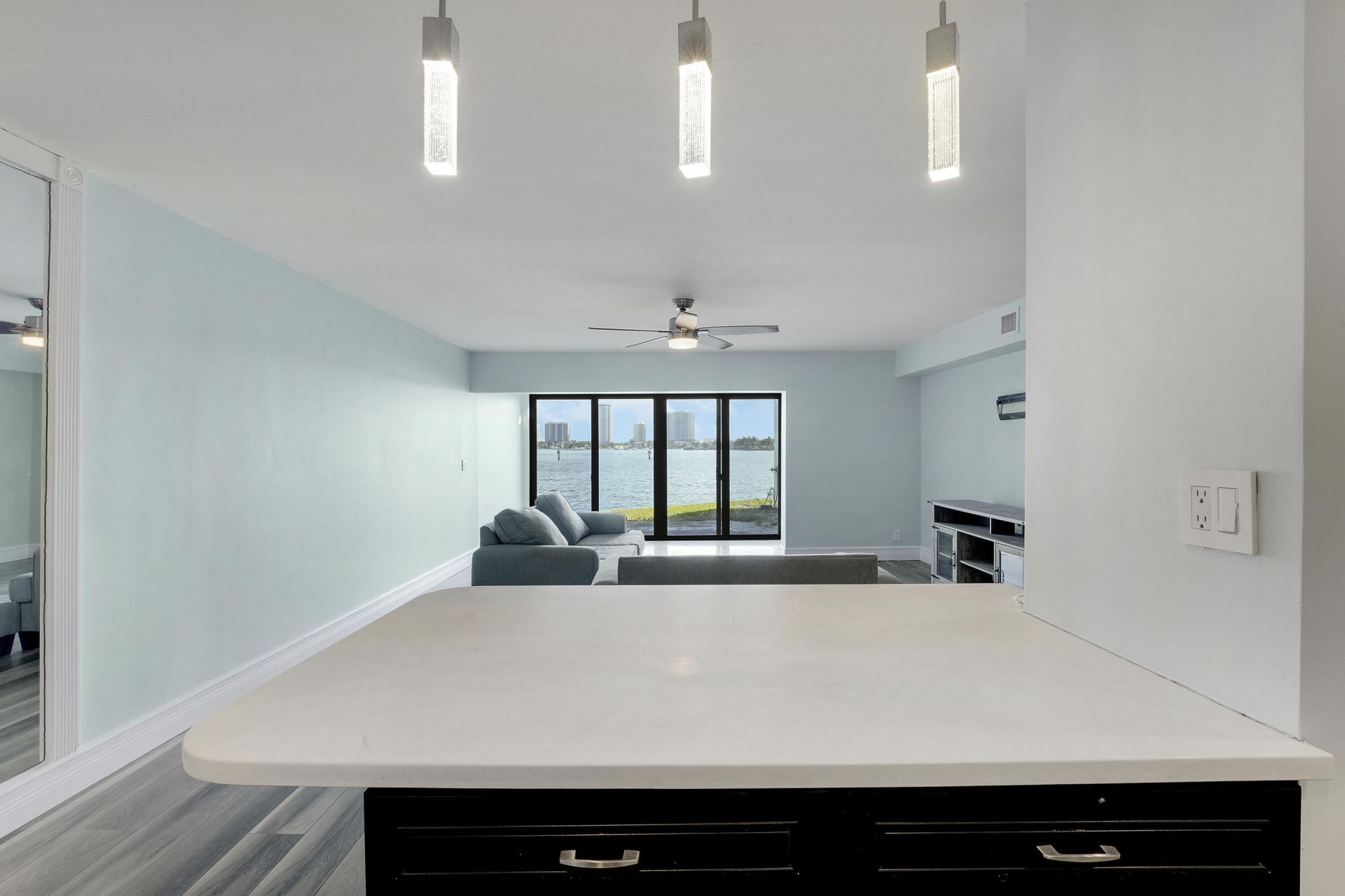 360 Wilma Circle, Riviera Beach, FL 33404 Photo