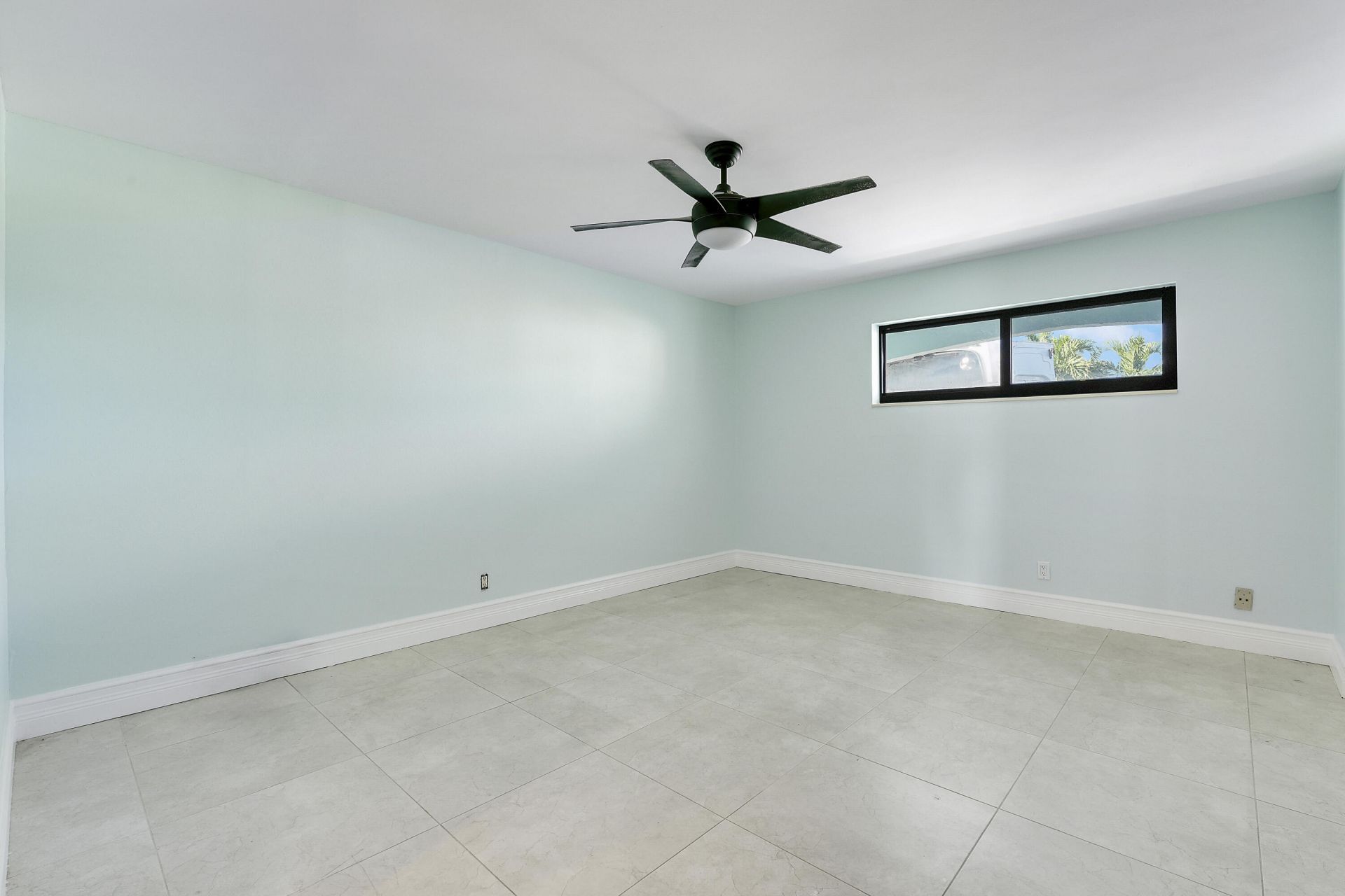 360 Wilma Circle, Riviera Beach, FL 33404 Photo