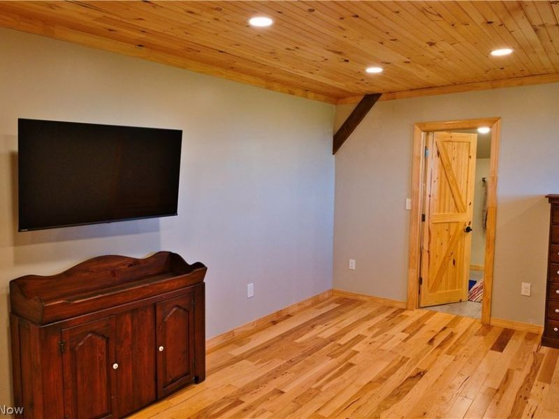 5984 W South Range Road, North Lima, OH 44452 Photo 24