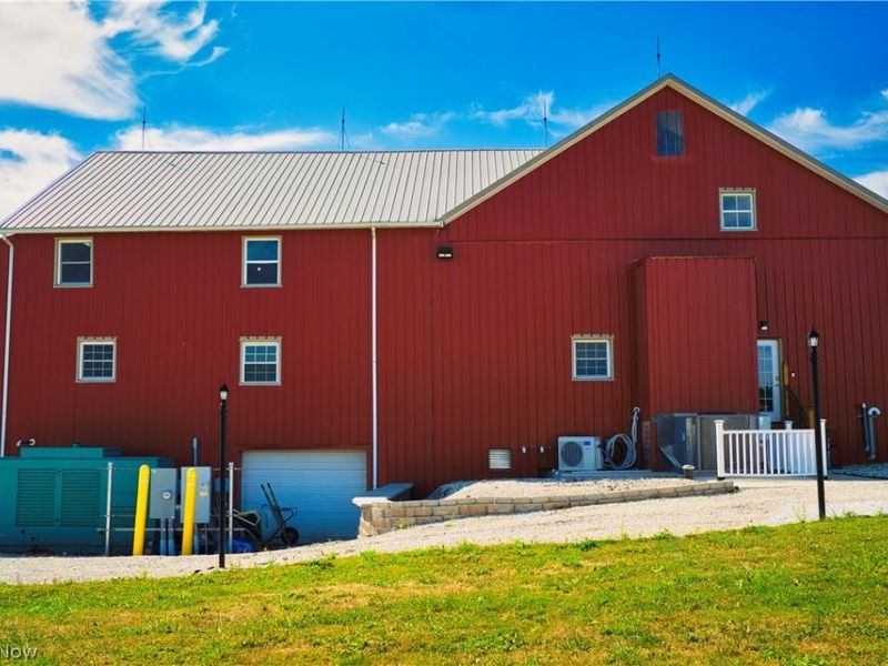 5984 W South Range Road, North Lima, OH 44452 Photo 9