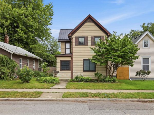625 Riverside Avenue, Fort Wayne, IN 46805