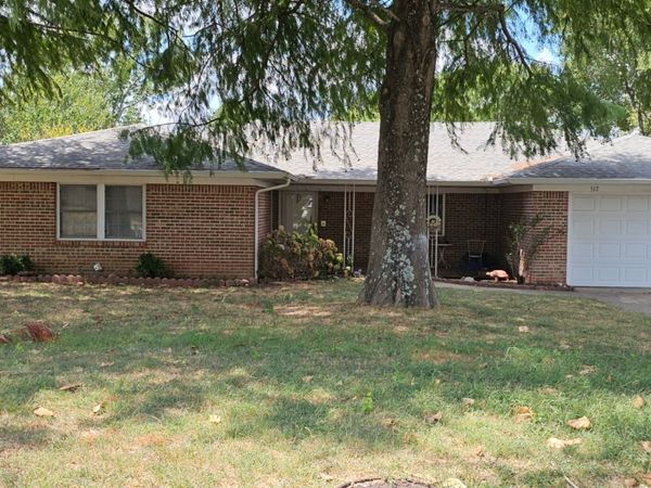 517 Webb Avenue , Ada, OK 74820