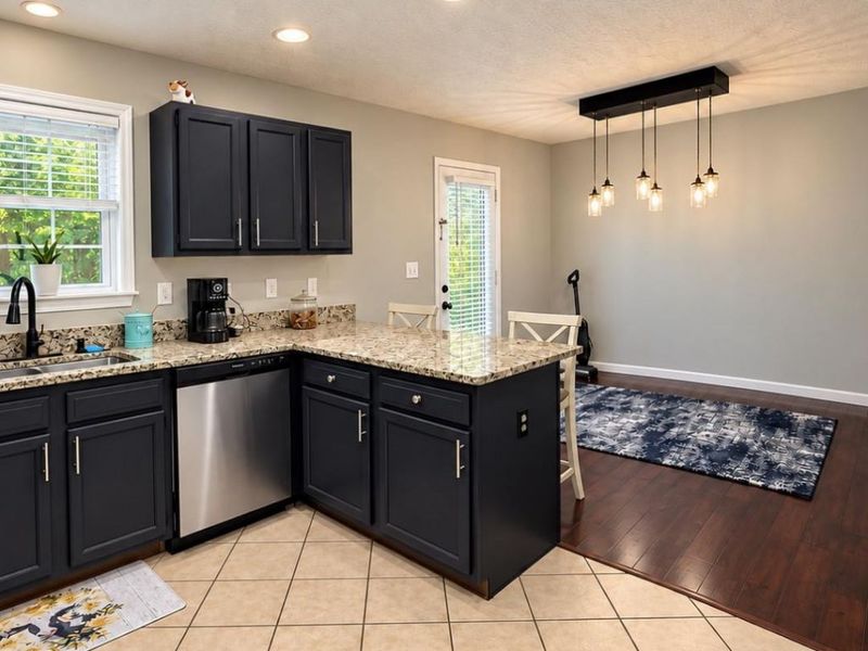 704 W Aberdeen Drive, Trenton, OH 45067 Photo 10