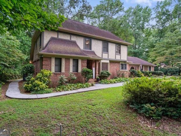 2645 Creek Indian Trail, Jonesboro, GA 30236