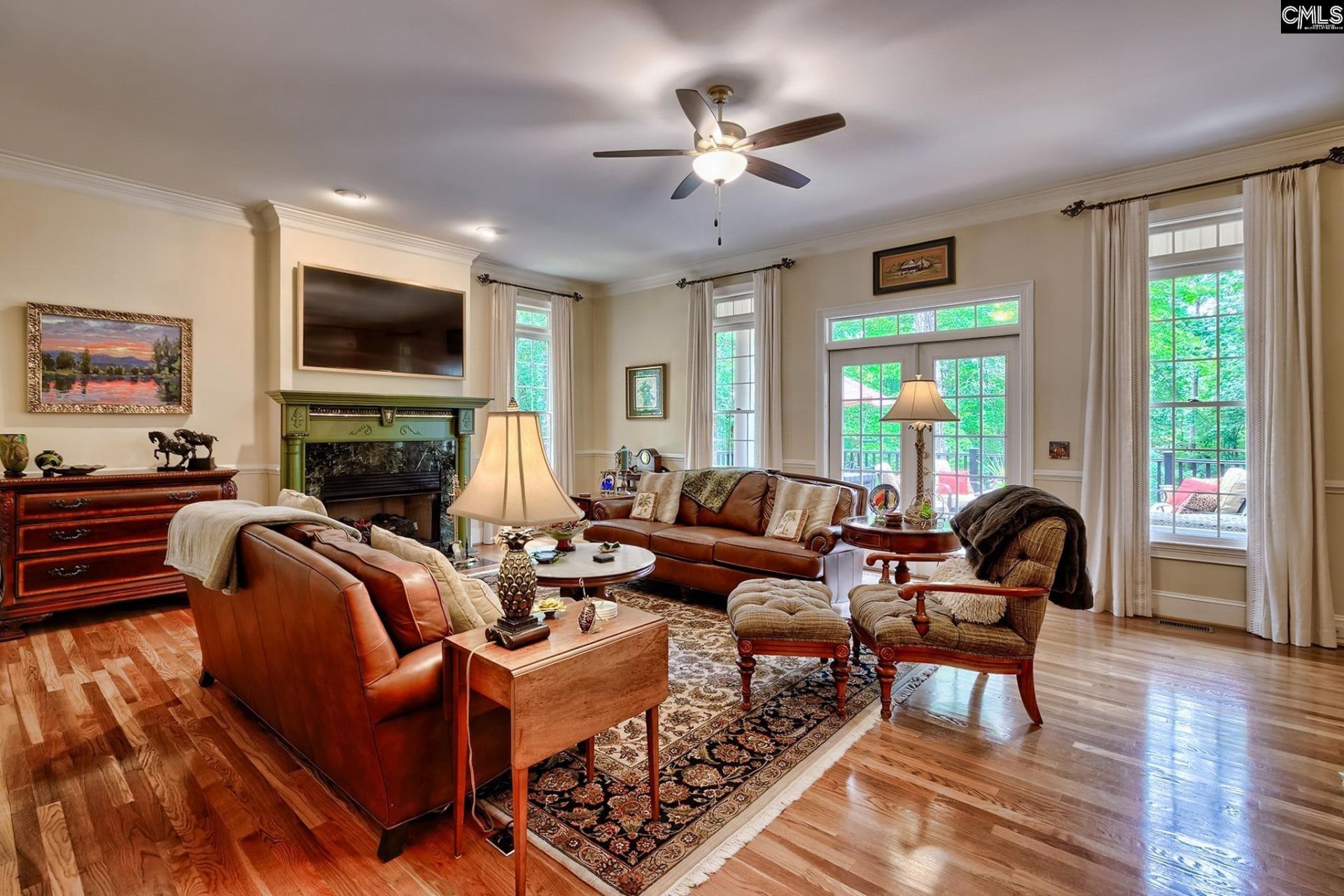 101 Laurent Way  Photo 17