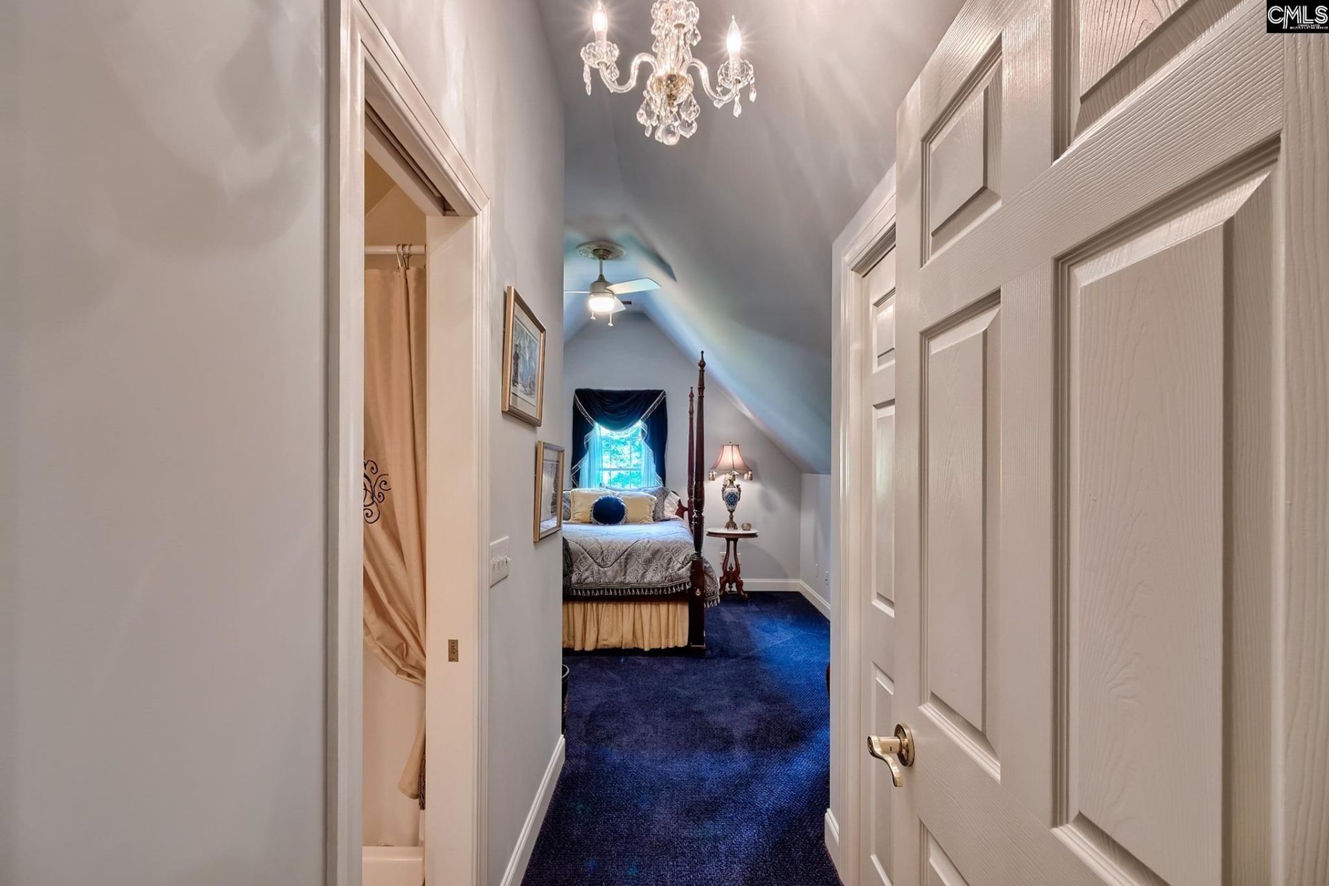 101 Laurent Way  Photo 34
