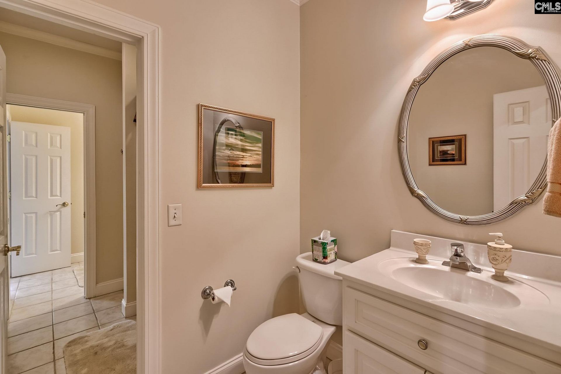 101 Laurent Way  Photo 40