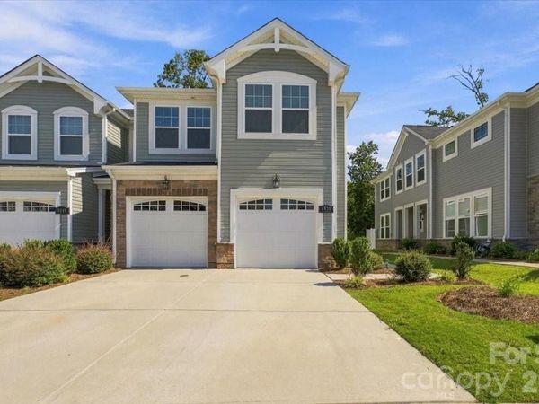 8036 Overmeadow Lane, Charlotte, NC 28269