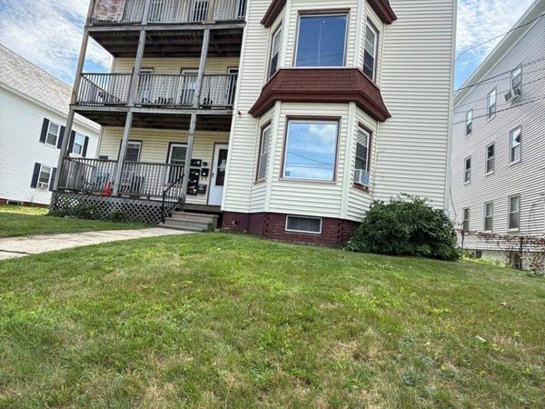 69 Nichols St, Gardner, MA 01440