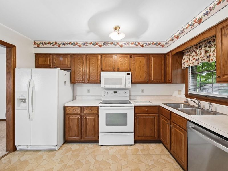4439 Dawn Drive, Grove City, OH 43123 Photo 23