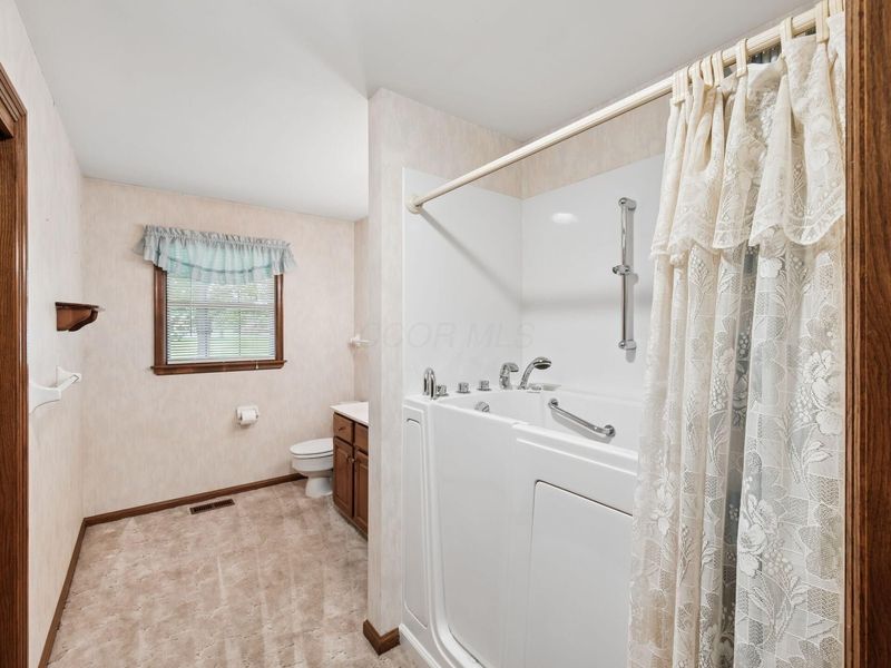 4439 Dawn Drive, Grove City, OH 43123 Photo 27
