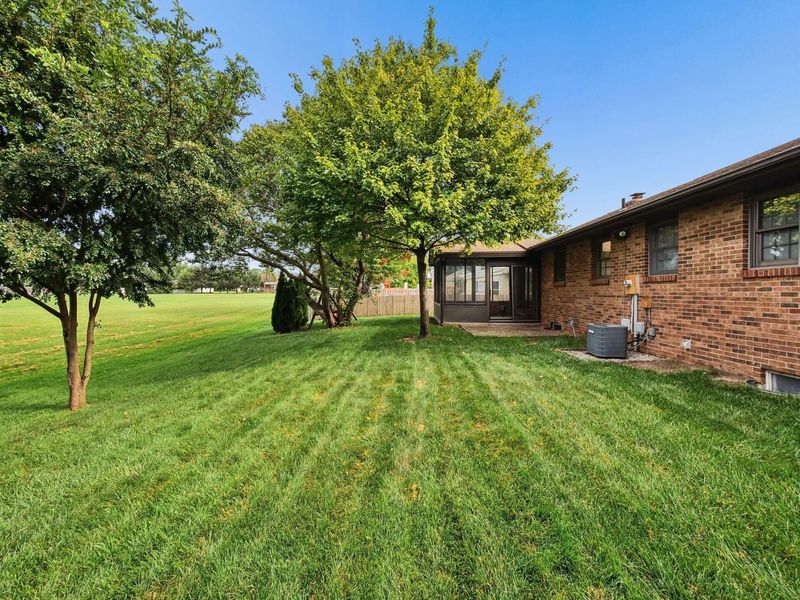 4439 Dawn Drive, Grove City, OH 43123 Photo 8