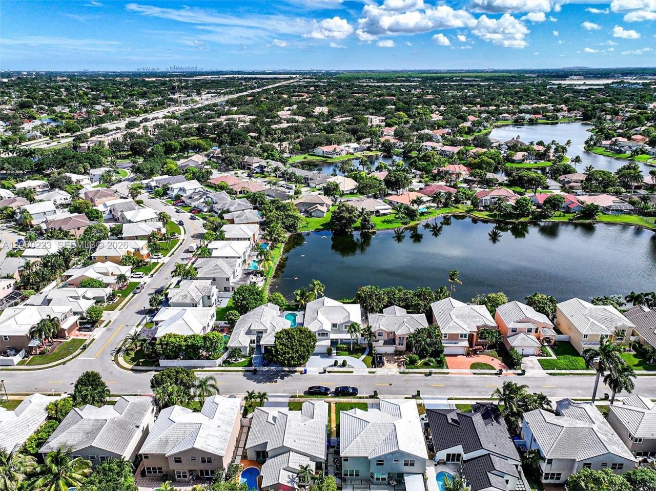 10262 SW 9th Ln , Pembroke Pines, FL 33025 Photo