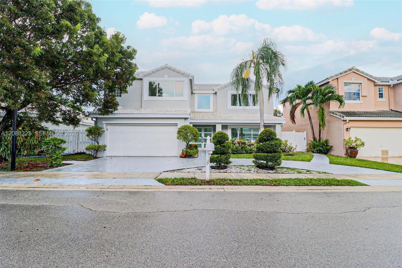 10262 SW 9th Ln , Pembroke Pines, FL 33025 Photo