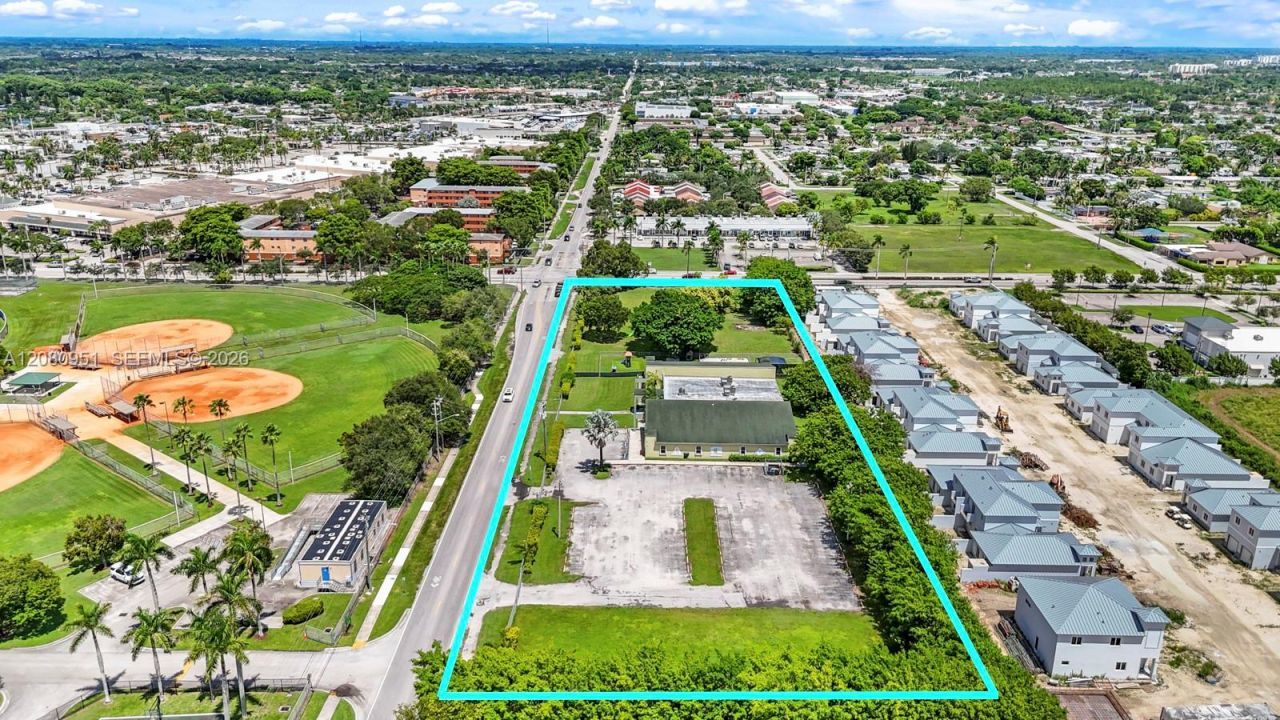 1200 NE 8th St, Homestead, FL 33033 Photo