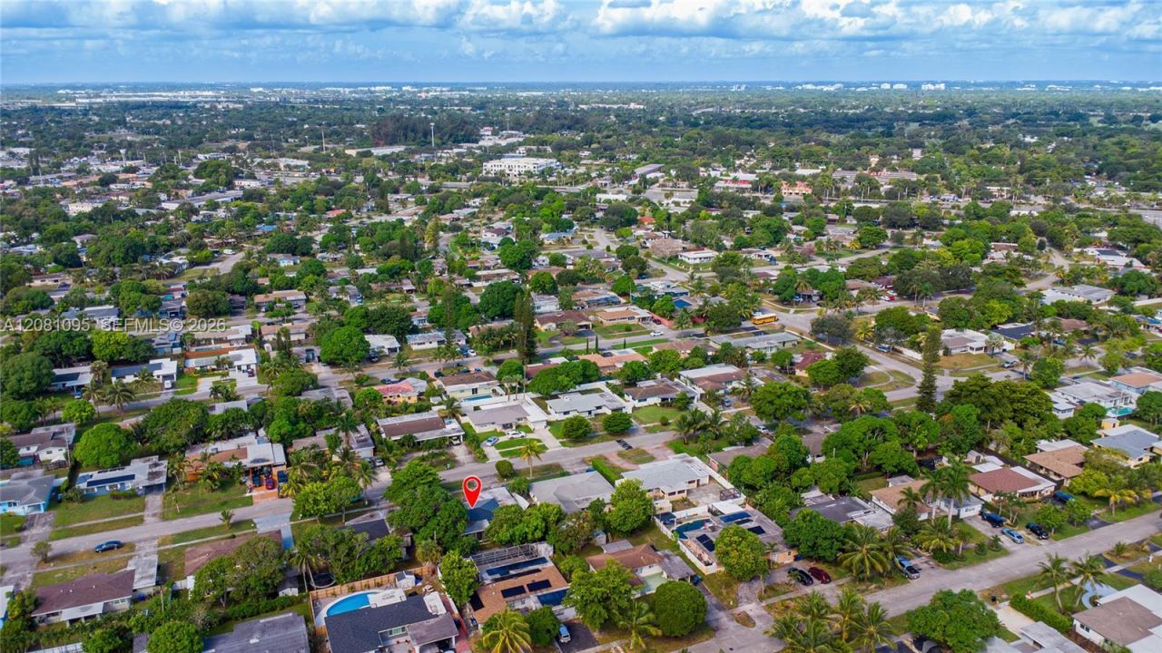 1024 Long Island Ave , Fort Lauderdale, FL 33312 Photo
