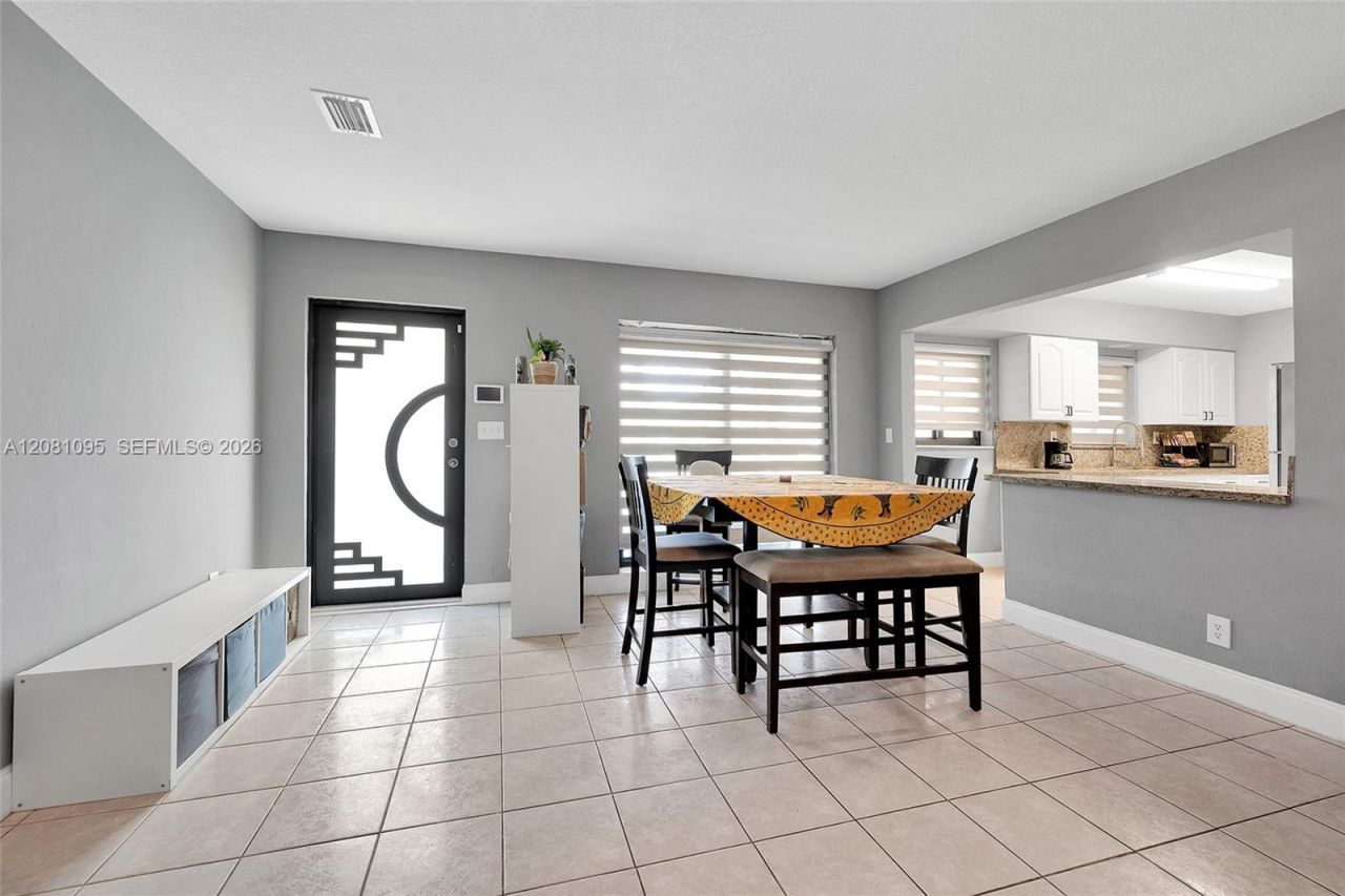 1024 Long Island Ave , Fort Lauderdale, FL 33312 Photo