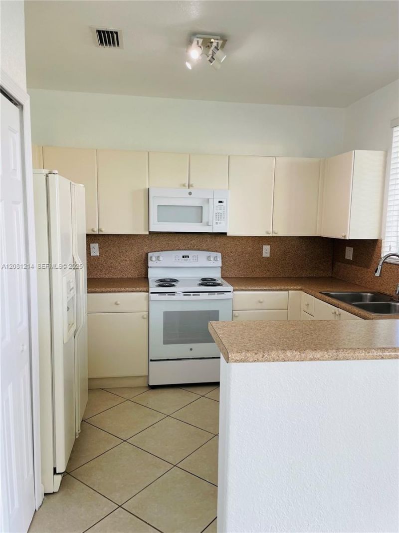 2847 SE 15th Rd, Unit 80, Homestead, FL 33035 Photo