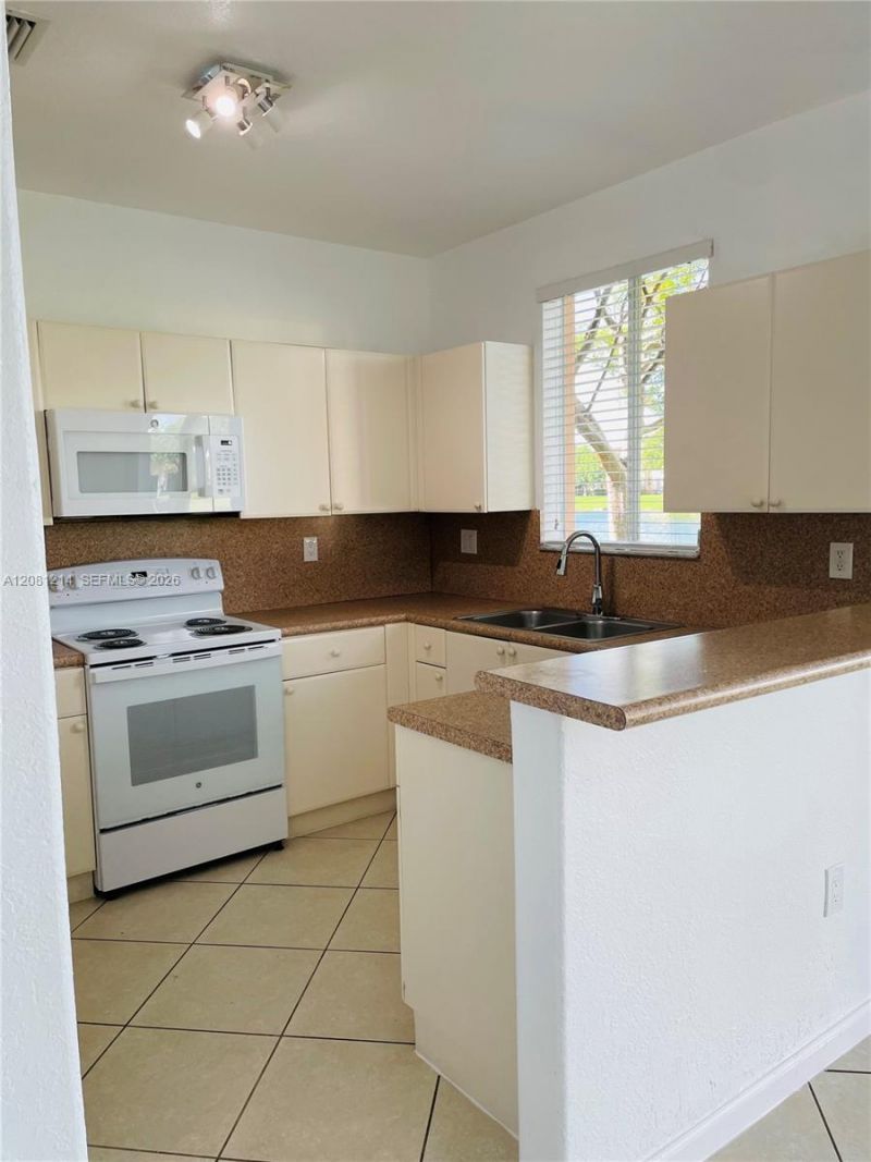 2847 SE 15th Rd, Unit 80, Homestead, FL 33035 Photo