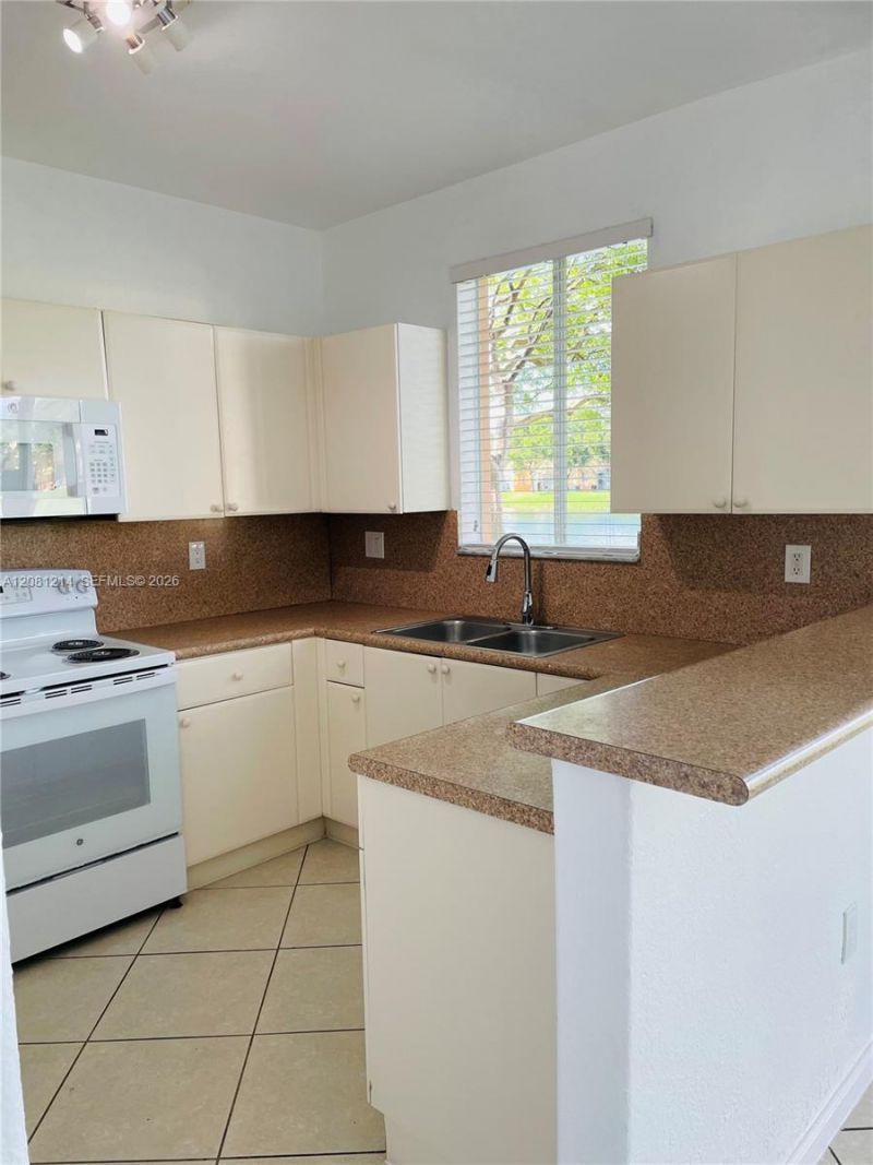 2847 SE 15th Rd, Unit 80, Homestead, FL 33035 Photo