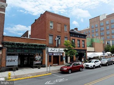119 N GEORGE STREET, YORK, PA 17401
