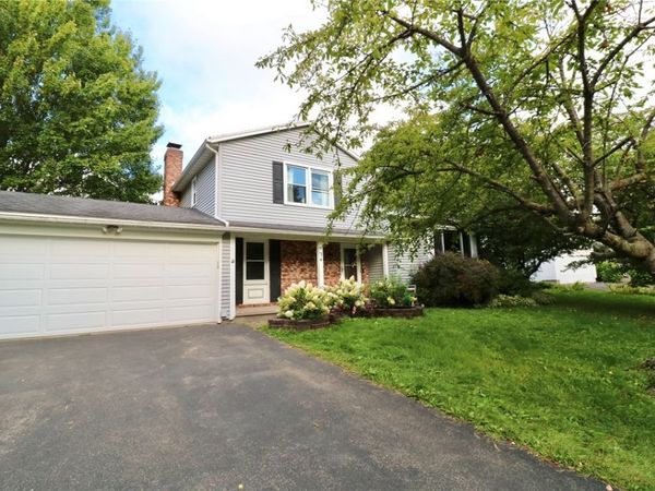 34 Woodshire Lane , Rochester, NY 14606